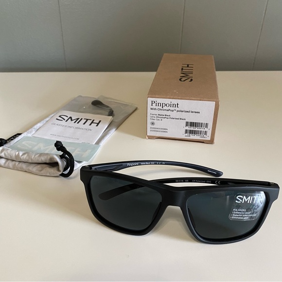 SMITH Accessories - SMITH Pinpoint Sunglasses - Chromapop Polarized black lenses matte black frames